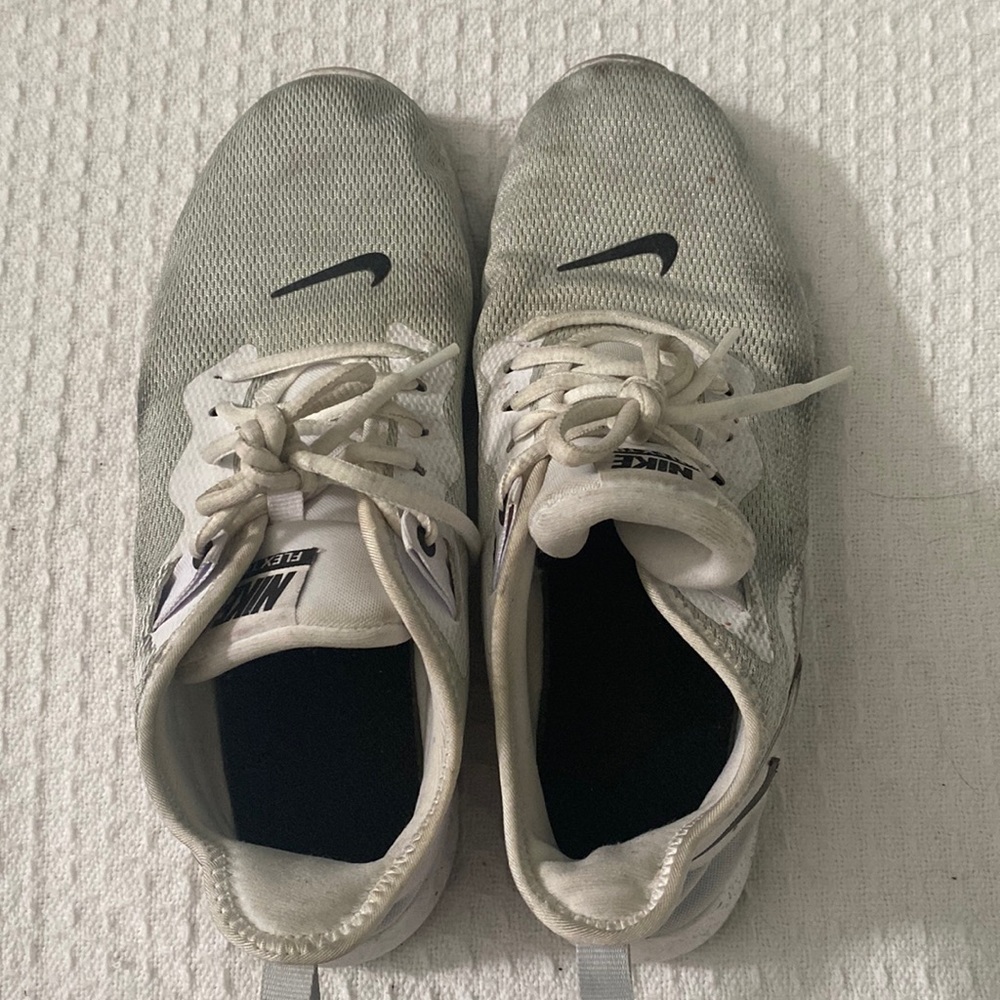 Nike runners.  Size 8